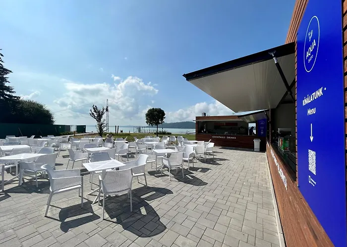 Balatontourist Fuered Camping & Bungalows